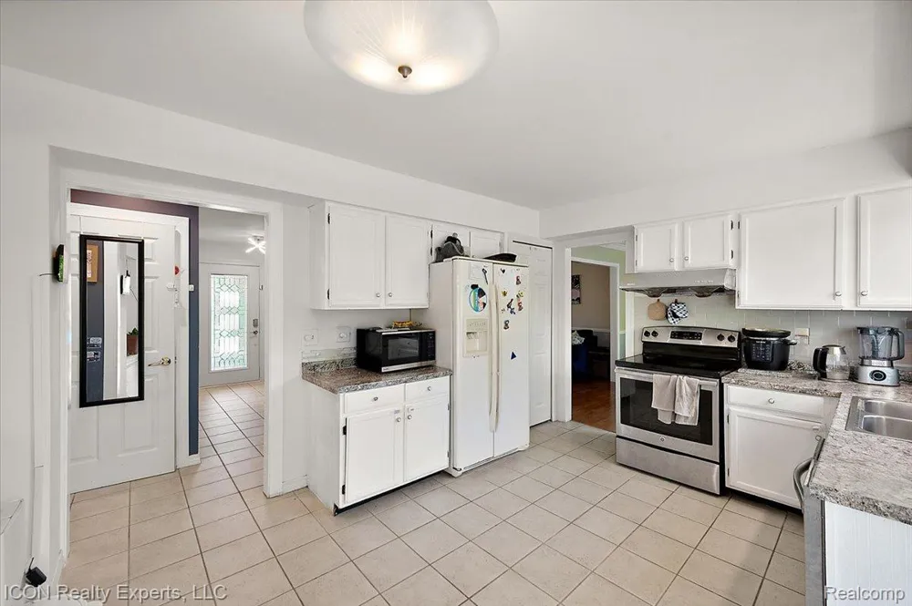 44831 Huntington Drive Novi City, MI 48375