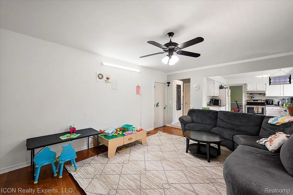 44831 Huntington Drive Novi City, MI 48375