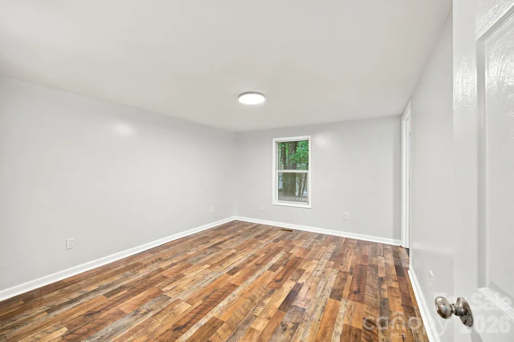 3250 Ole Country Lane Claremont, NC 28610