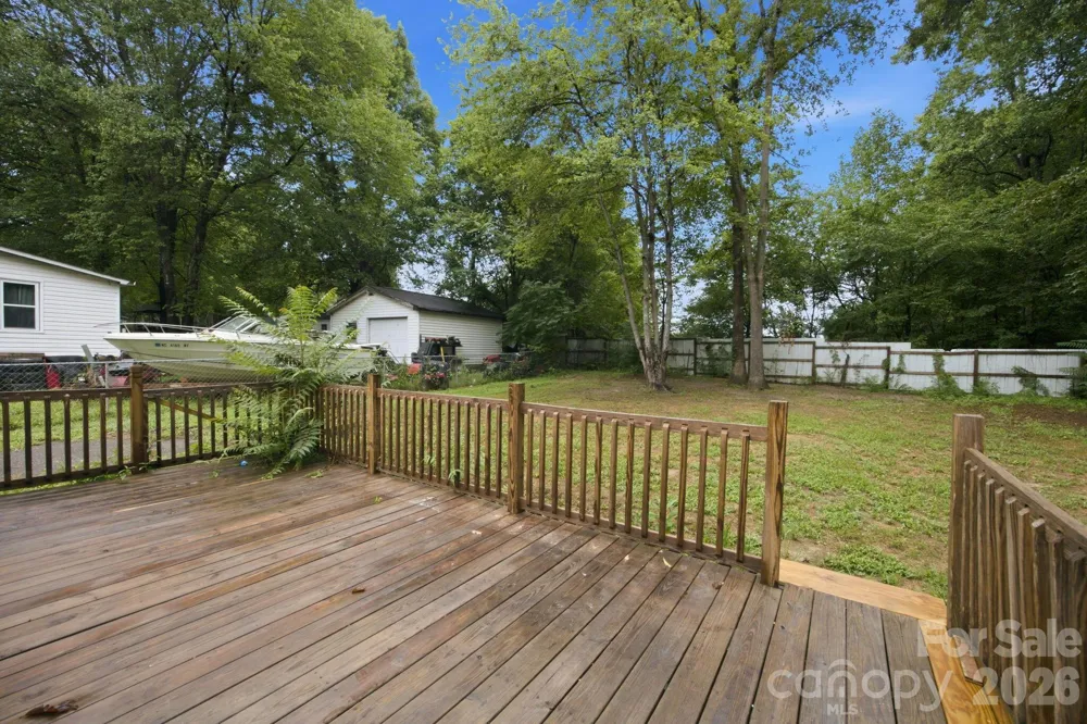 3250 Ole Country Lane Claremont, NC 28610