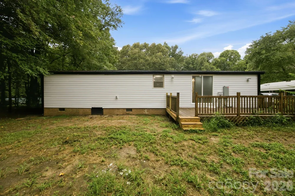 3250 Ole Country Lane Claremont, NC 28610