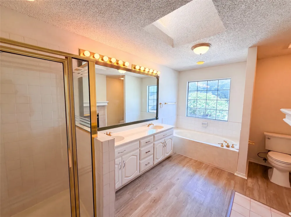 2909 Lois Lane Rowlett, TX 75088