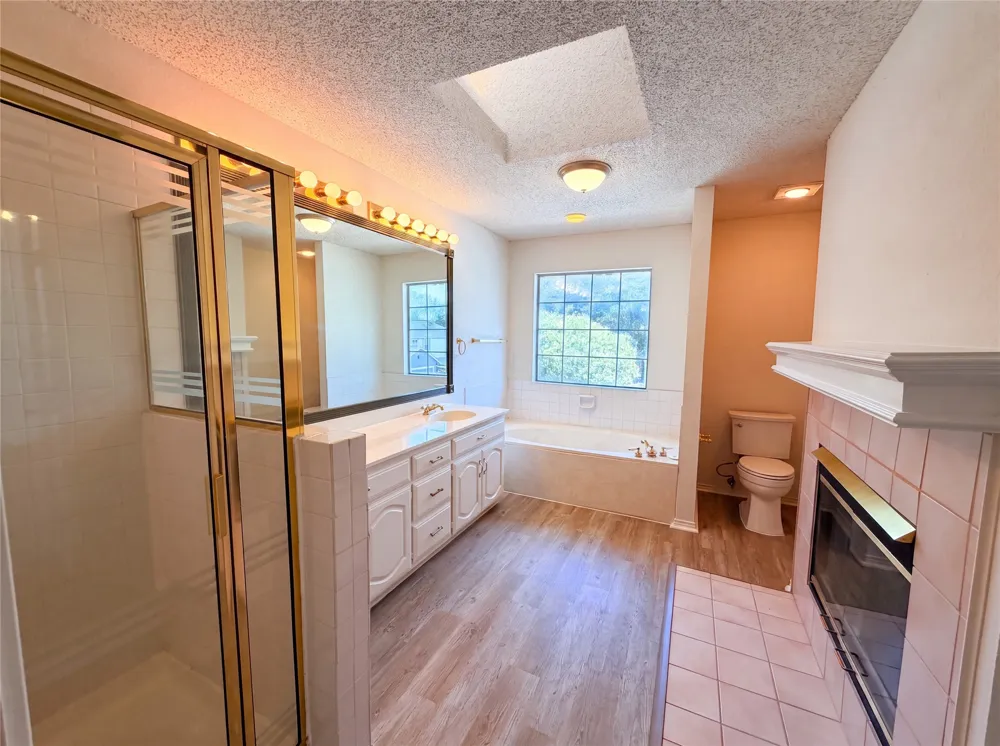 2909 Lois Lane Rowlett, TX 75088