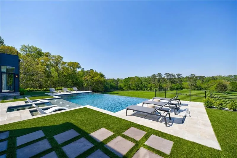 14200 Hopewell Road Milton, GA 30004