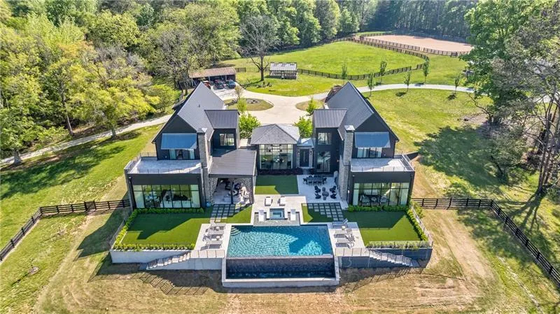 14200 Hopewell Road Milton, GA 30004