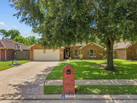 11819 Santa Fe Trail