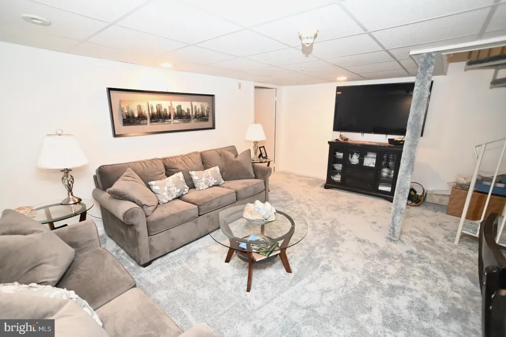 10105 CENTENNIAL STATION Warminster, PA 18974