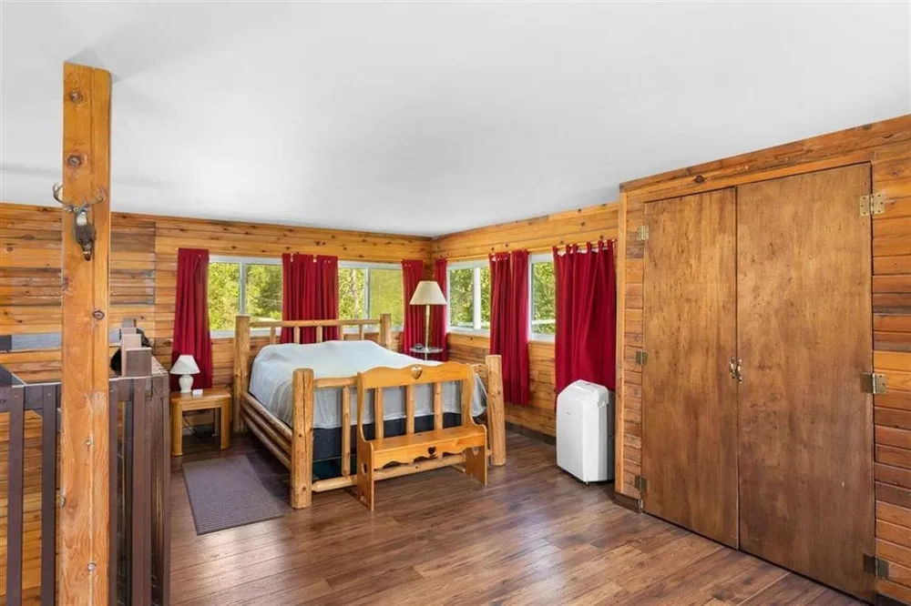3555 Wilson Echo Township, MI 49727