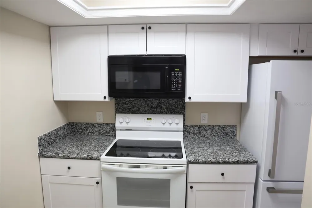 5831 SW 9TH PLACE Gainesville, FL 32607