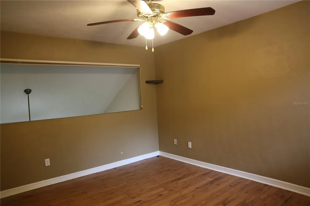 5831 SW 9TH PLACE Gainesville, FL 32607