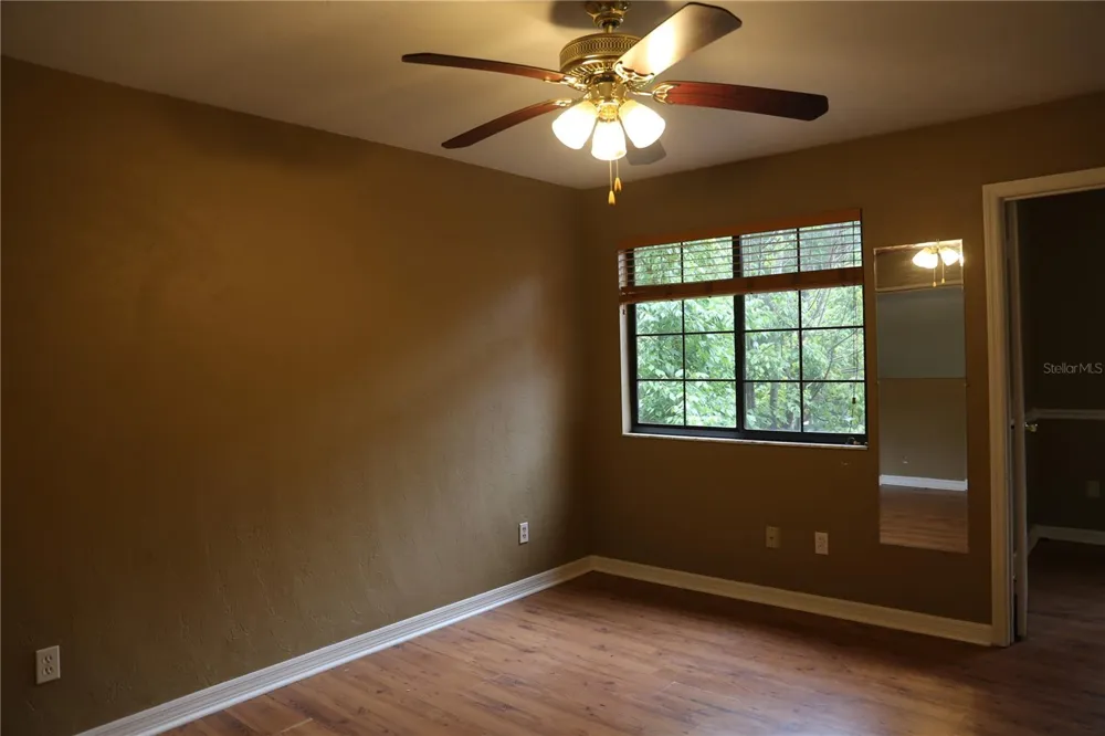 5831 SW 9TH PLACE Gainesville, FL 32607