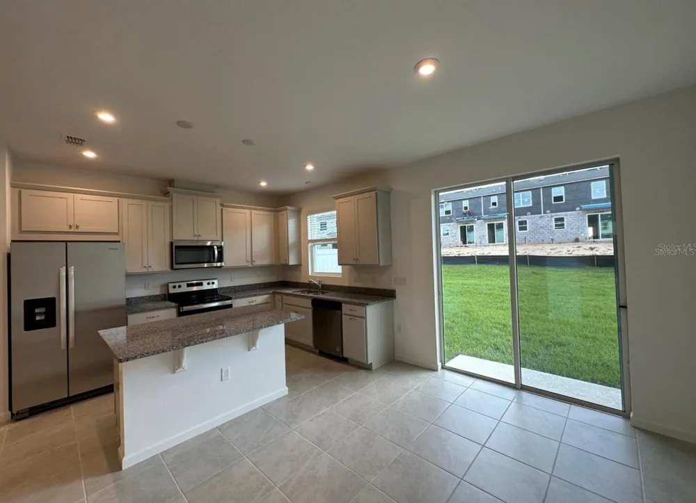 1166 SEASIDE MIST TRAIL Kissimmee, FL 34747