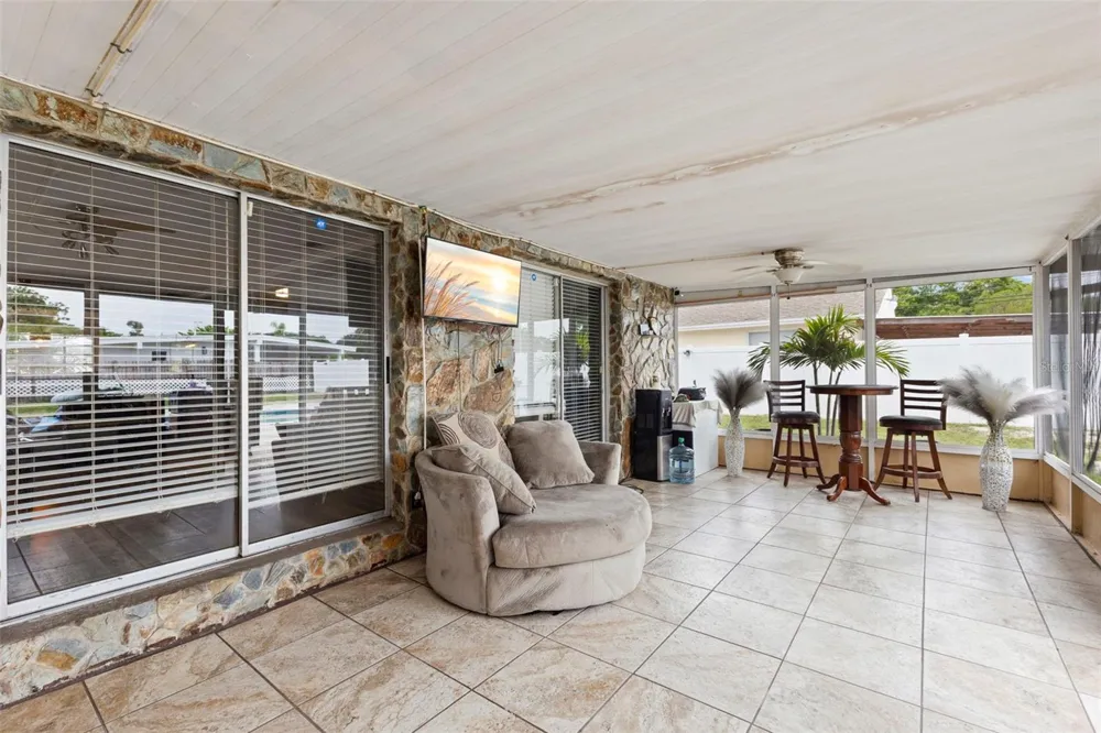 5210 6TH STREET S St Petersburg, FL 33705