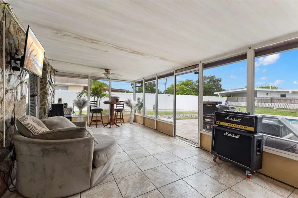 5210 6TH STREET S St Petersburg, FL 33705