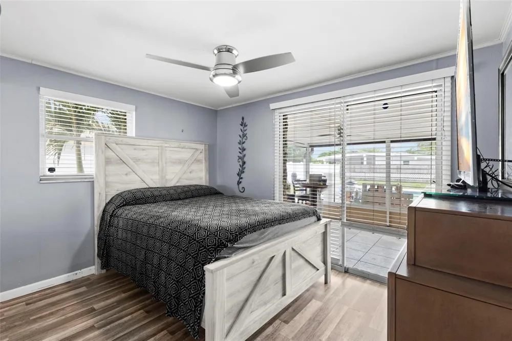 5210 6TH STREET S St Petersburg, FL 33705