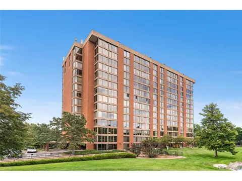 1900 E Girard Place #505