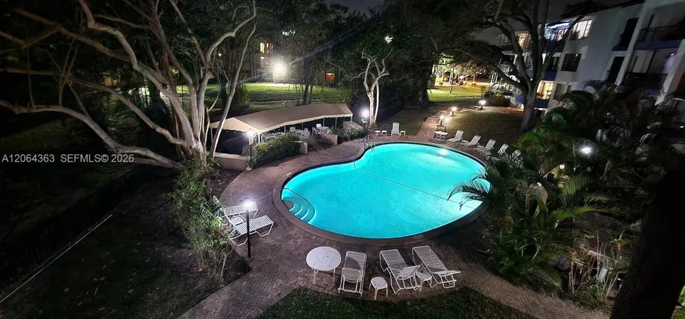 6060 S Falls Cir Dr #313 Lauderhill, FL 33319