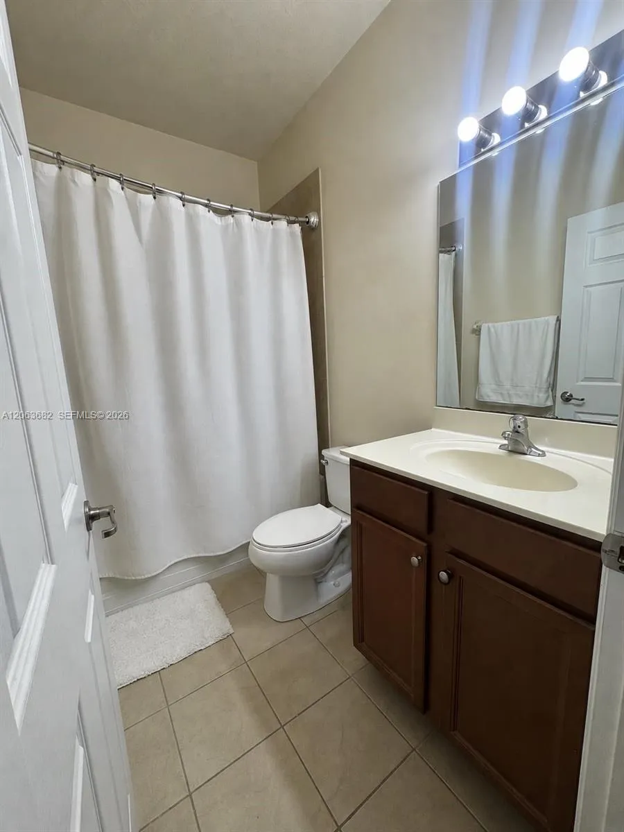 8620 NW 97th Ave #212 Doral, FL 33178
