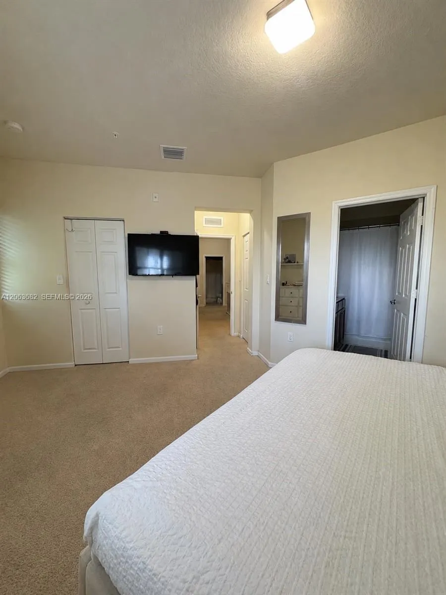 8620 NW 97th Ave #212 Doral, FL 33178