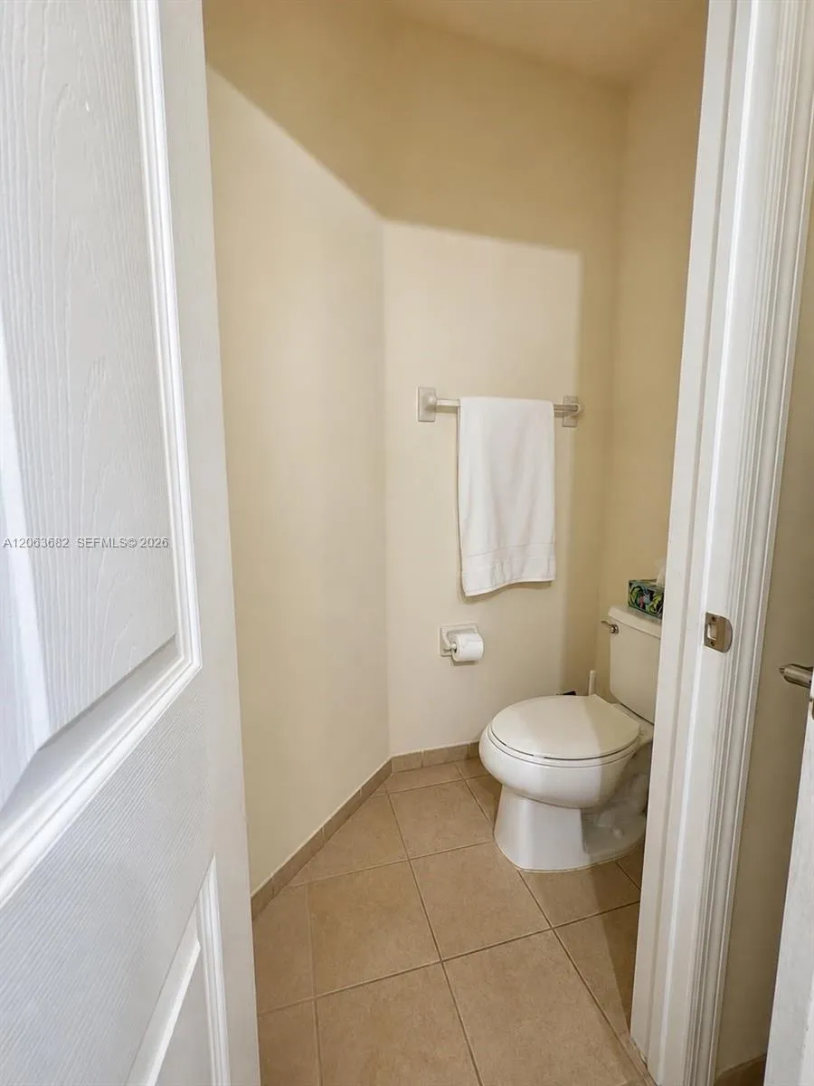 8620 NW 97th Ave #212 Doral, FL 33178