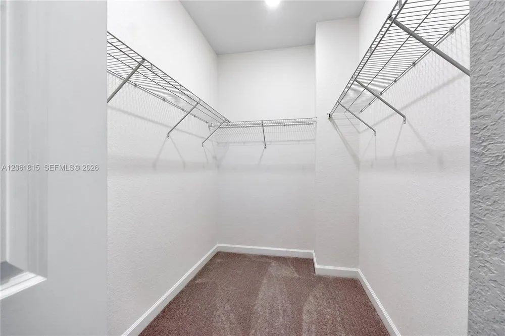 4614 NW 120th Way Coral Springs, FL 33076