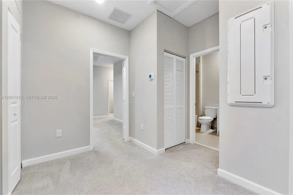 4614 NW 120th Way Coral Springs, FL 33076