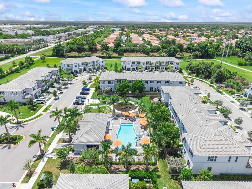 4614 NW 120th Way Coral Springs, FL 33076