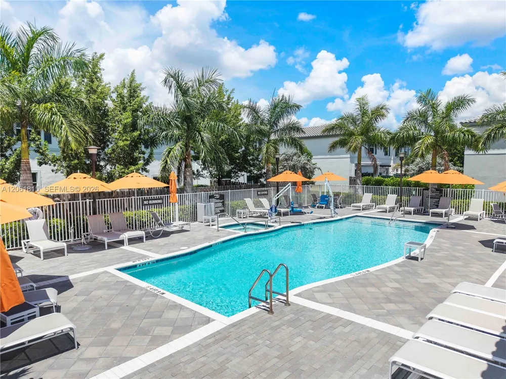 4614 NW 120th Way Coral Springs, FL 33076
