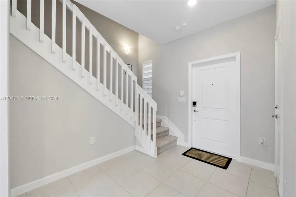 4614 NW 120th Way Coral Springs, FL 33076