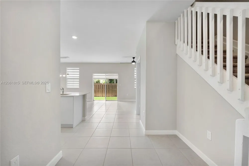 4614 NW 120th Way Coral Springs, FL 33076