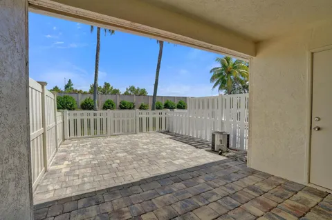 9913 NW 57TH Manor #.