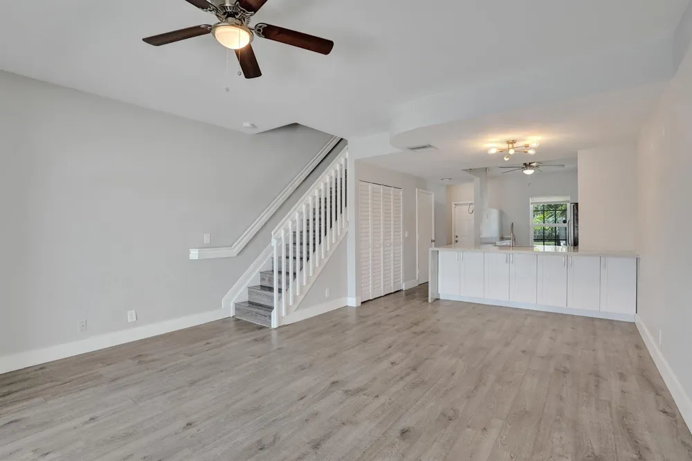 9913 NW 57TH Manor #. Coral Springs, FL 33076