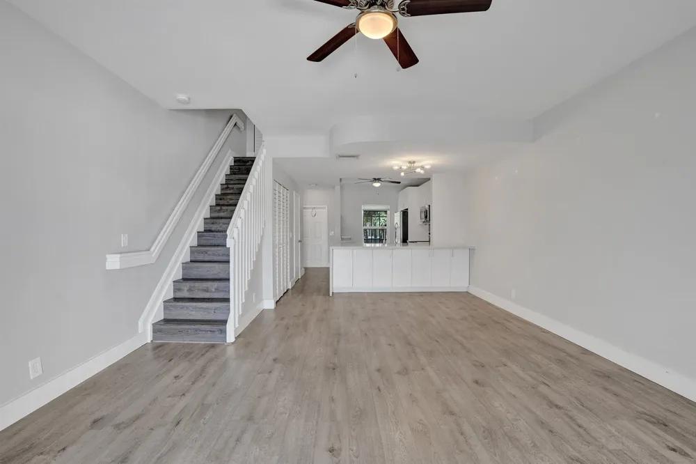 9913 NW 57TH Manor #. Coral Springs, FL 33076