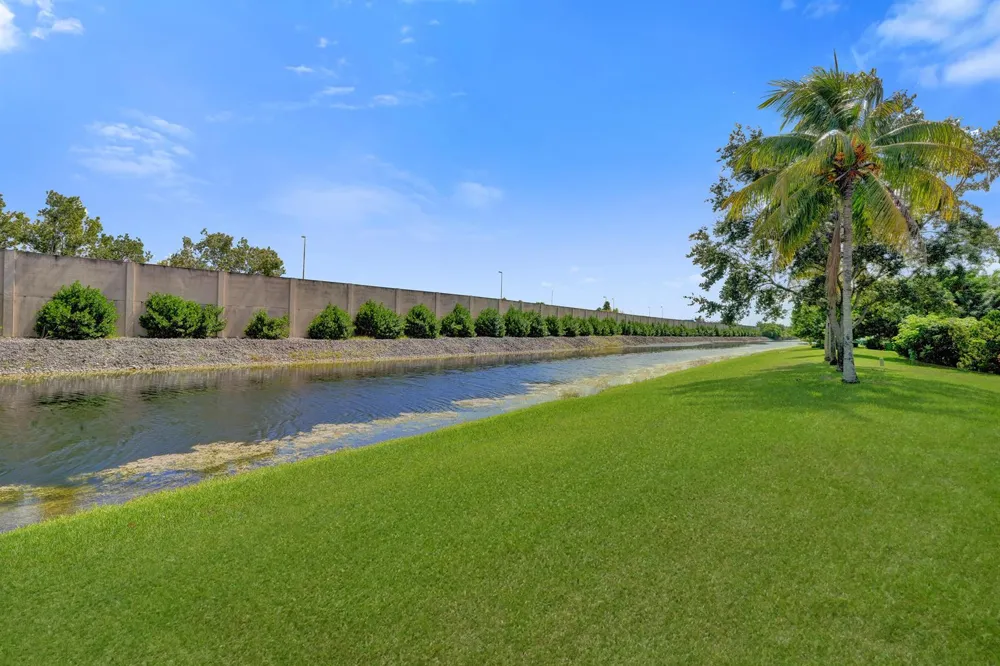 9913 NW 57TH Manor #. Coral Springs, FL 33076