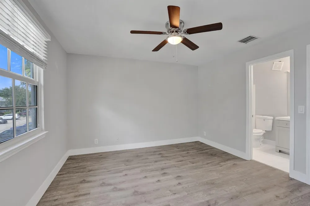 9913 NW 57TH Manor #. Coral Springs, FL 33076