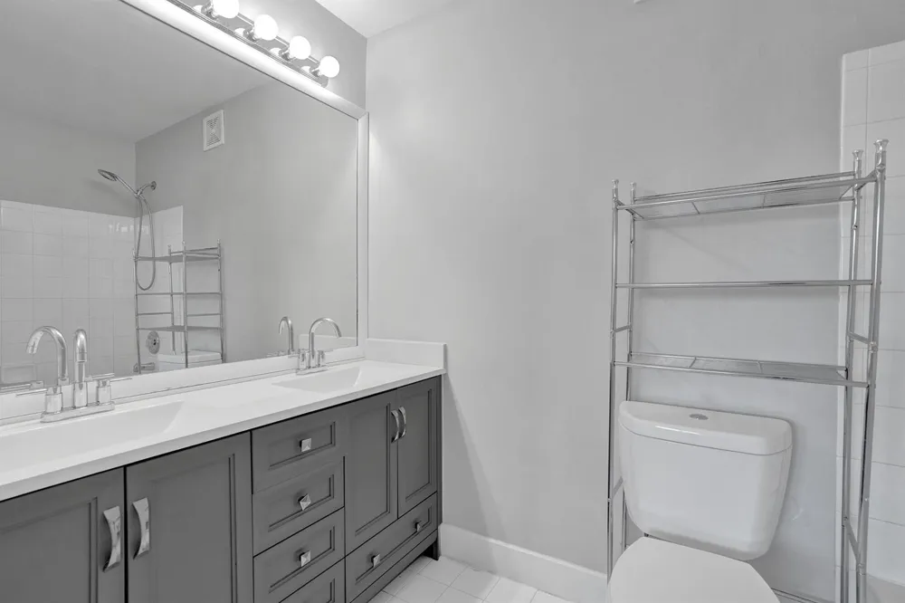 9913 NW 57TH Manor #. Coral Springs, FL 33076
