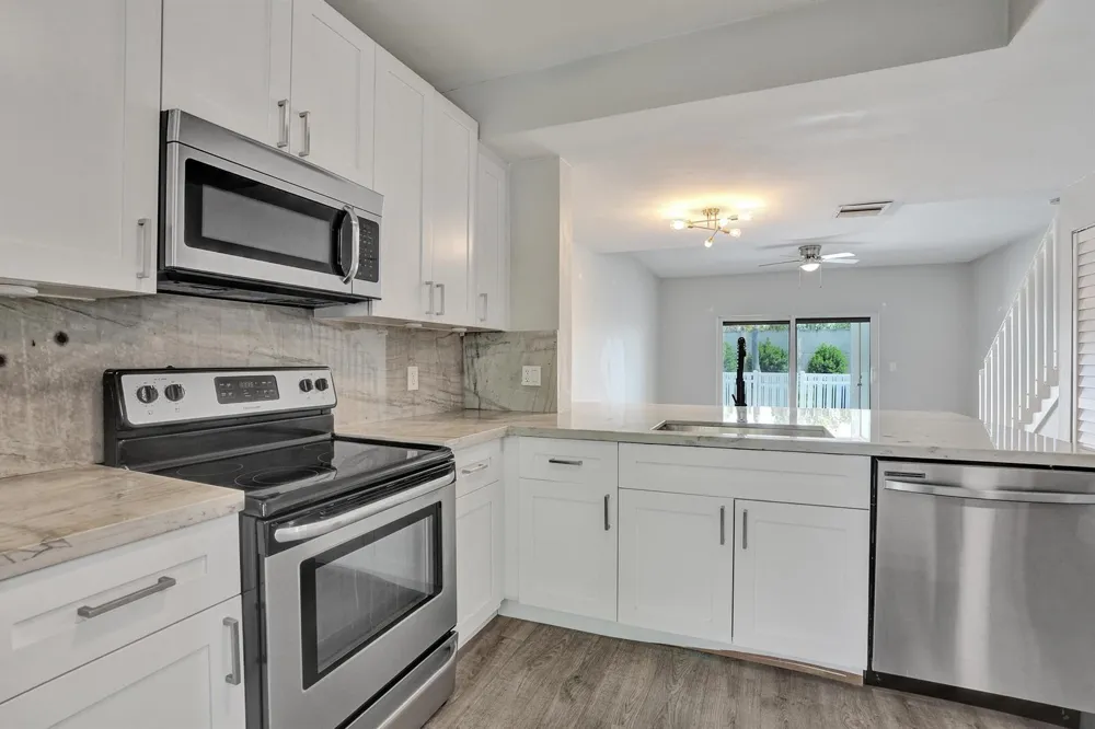 9913 NW 57TH Manor #. Coral Springs, FL 33076