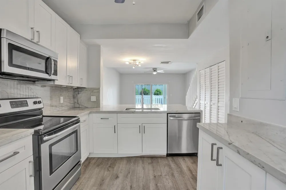 9913 NW 57TH Manor #. Coral Springs, FL 33076