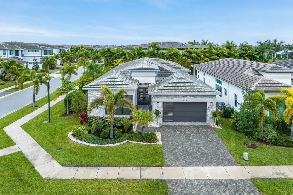9109 Fiano Place Boca Raton, FL 33496