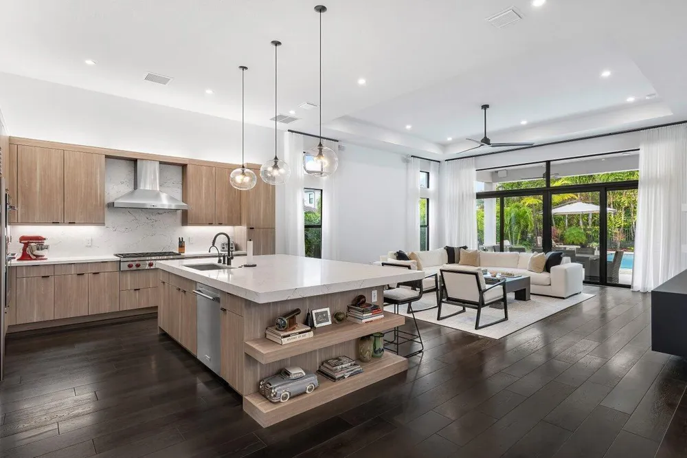 9109 Fiano Place Boca Raton, FL 33496