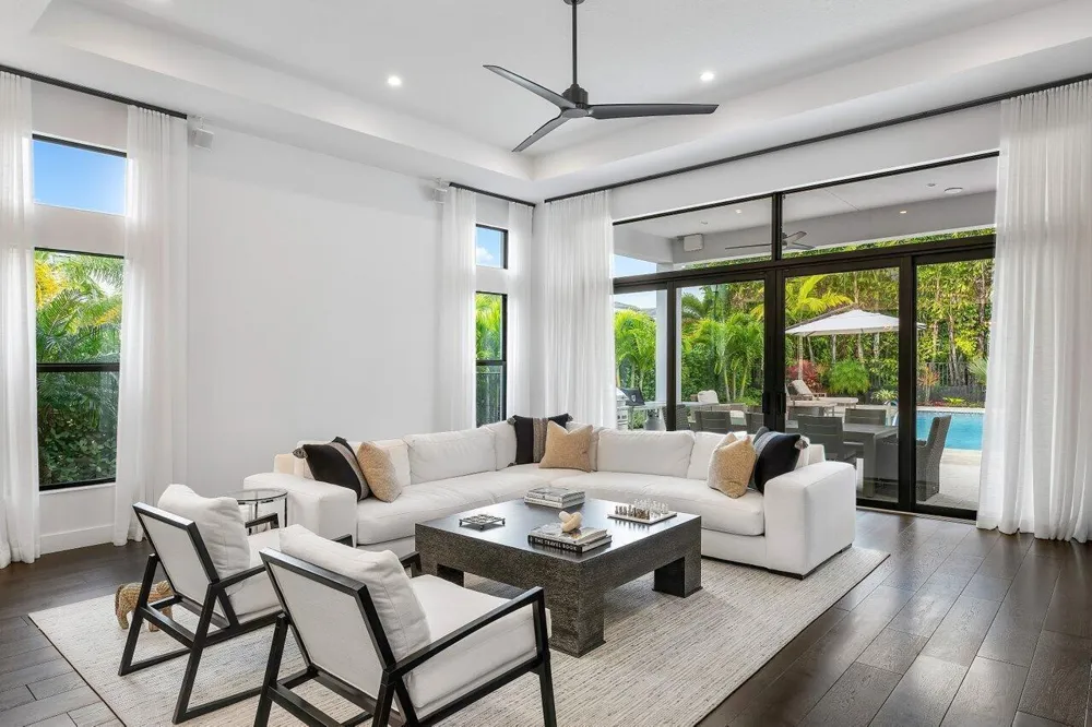 9109 Fiano Place Boca Raton, FL 33496