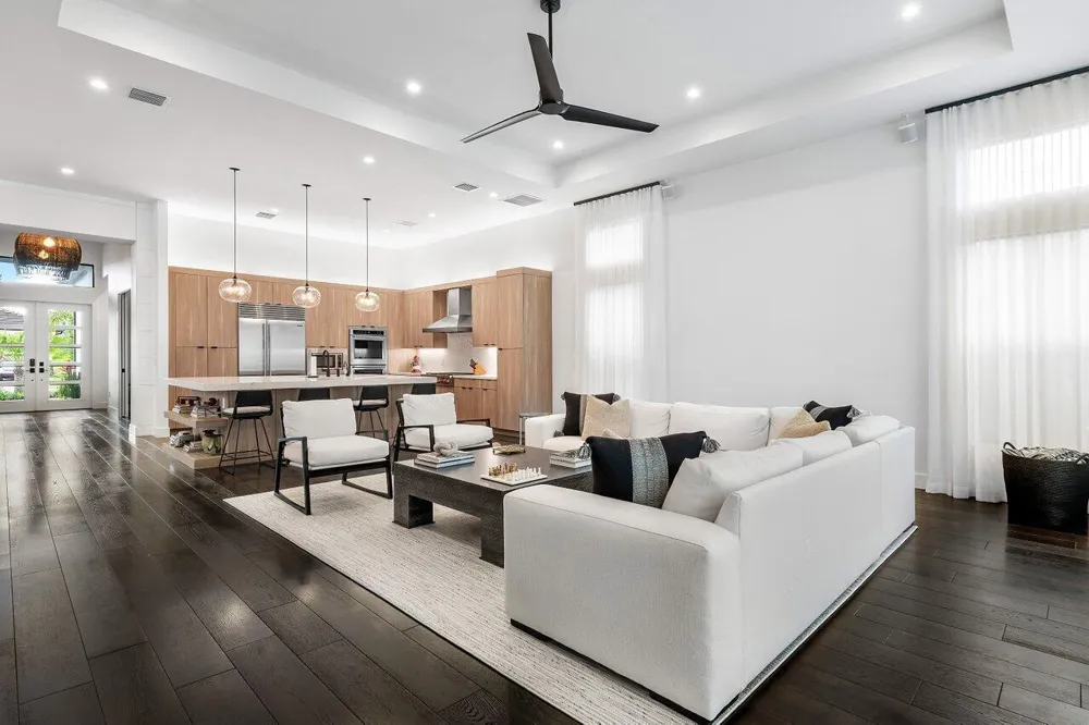 9109 Fiano Place Boca Raton, FL 33496