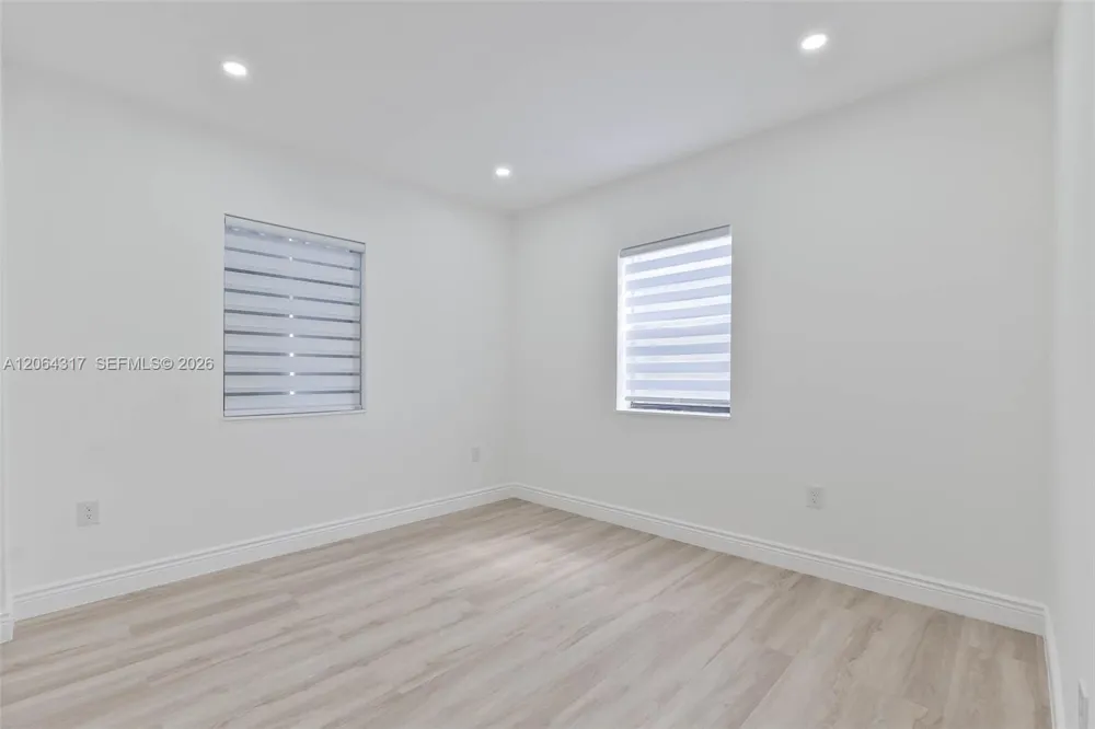 583 NW 47th Ter Miami, FL 33127