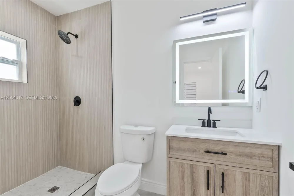 583 NW 47th Ter Miami, FL 33127