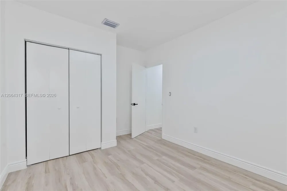 583 NW 47th Ter Miami, FL 33127