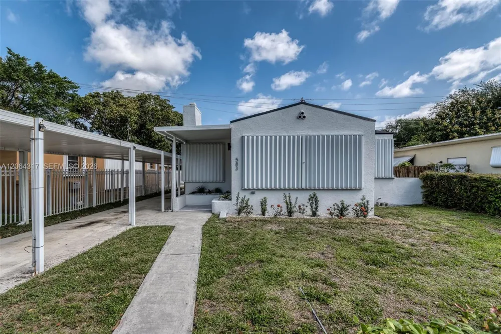583 NW 47th Ter Miami, FL 33127