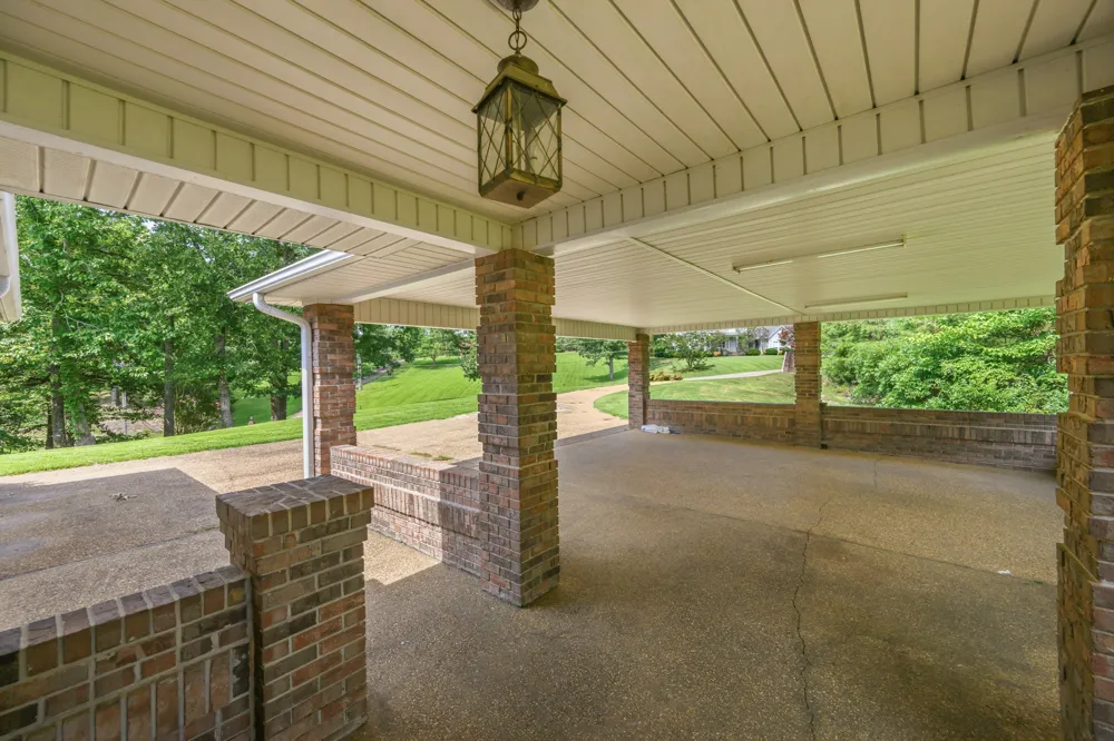 32 Fairway Pl Selmer, TN 38375