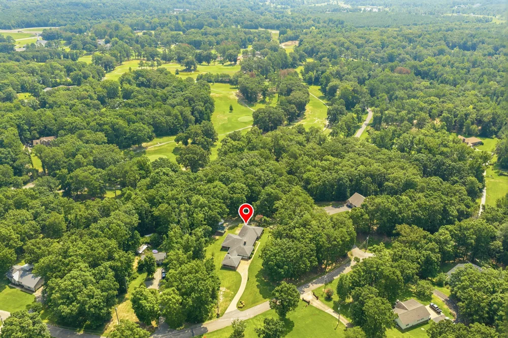 32 Fairway Pl Selmer, TN 38375