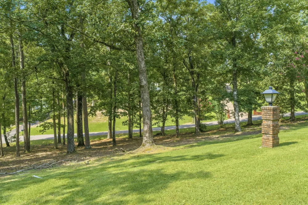 32 Fairway Pl Selmer, TN 38375