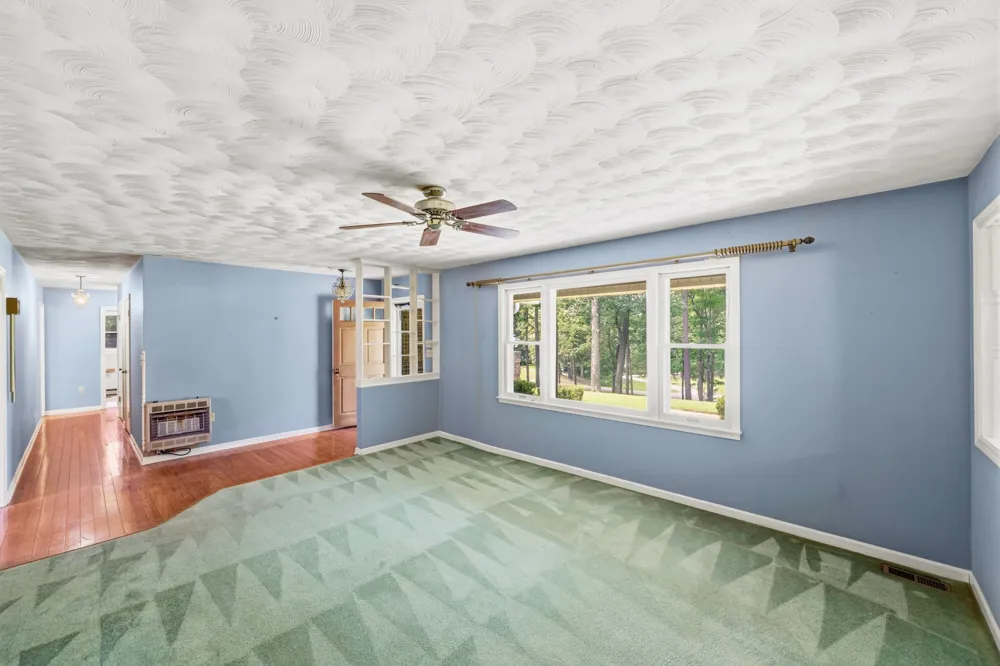 32 Fairway Pl Selmer, TN 38375